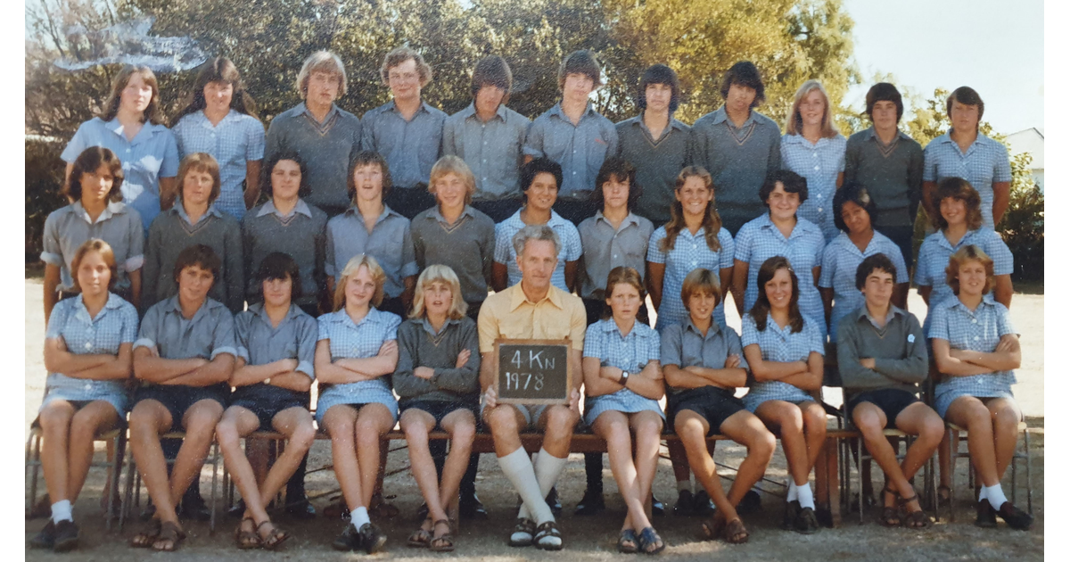 school-photo-1970-s-wairarapa-college-masterton-mad-on-new-zealand