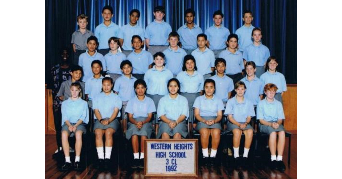 school-photo-1990-s-western-heights-high-school-rotorua-mad-on