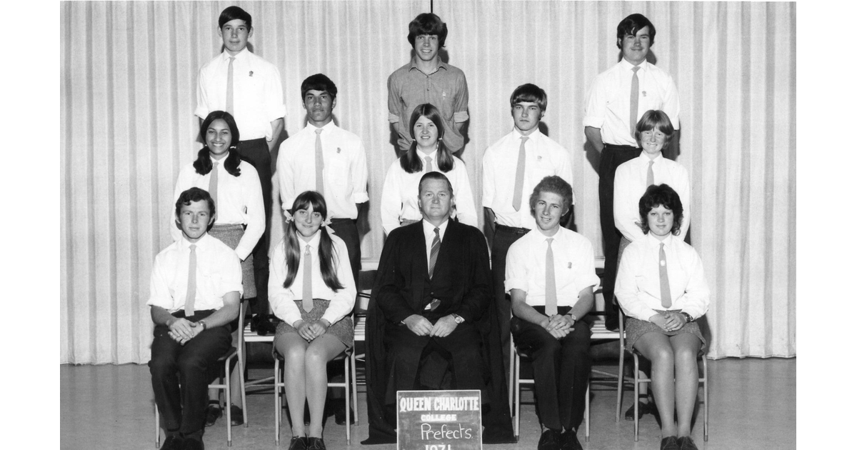 School Photo 1970's / Queen Charlotte College Picton MAD on New