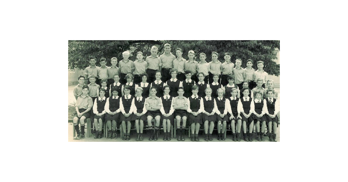 School Photo 1950's / Palmerston North Intermediate Palmerston