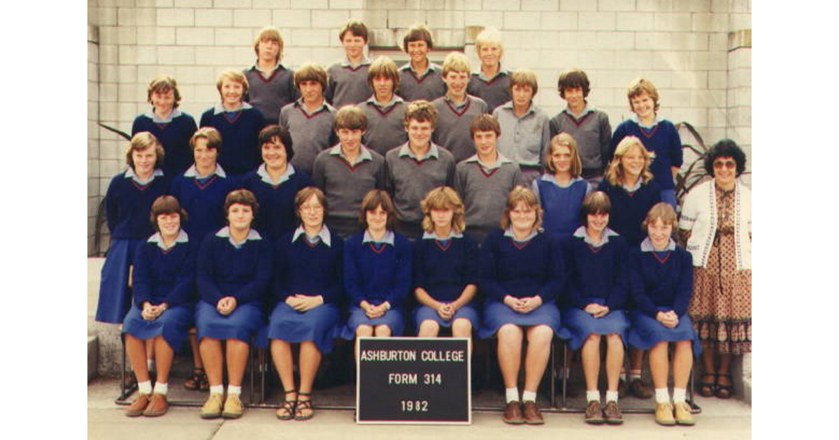 School Photo - 1980's / Ashburton College - Ashburton | MAD on New Zealand