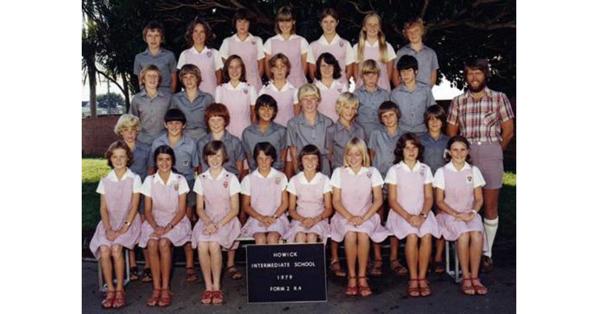 School Photo - 1970's / Howick Intermediate - Auckland | MAD on New Zealand