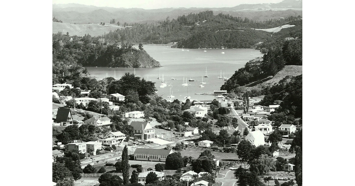 Historical Photos / Photography Historical MAD on New Zealand