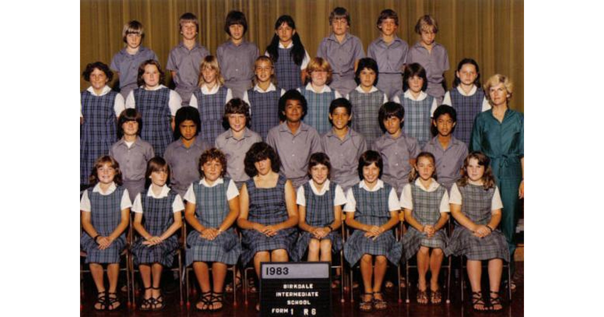 school-photo-1980-s-birkdale-intermediate-school-auckland-mad