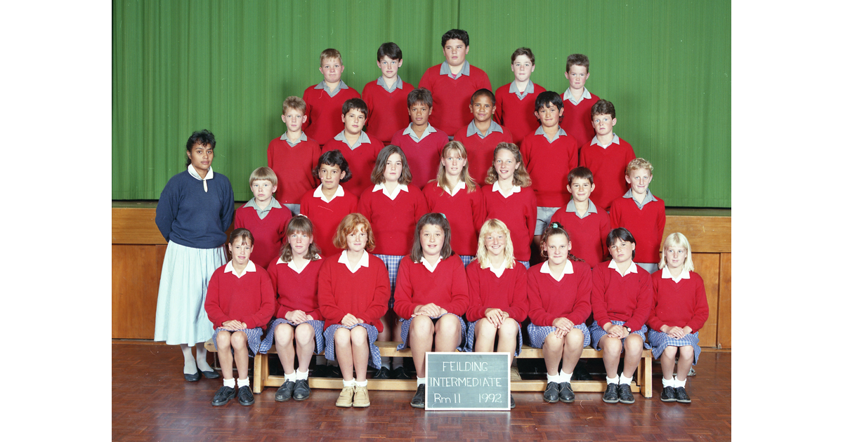 School Photo 1990's / Feilding Intermediate School Feilding MAD