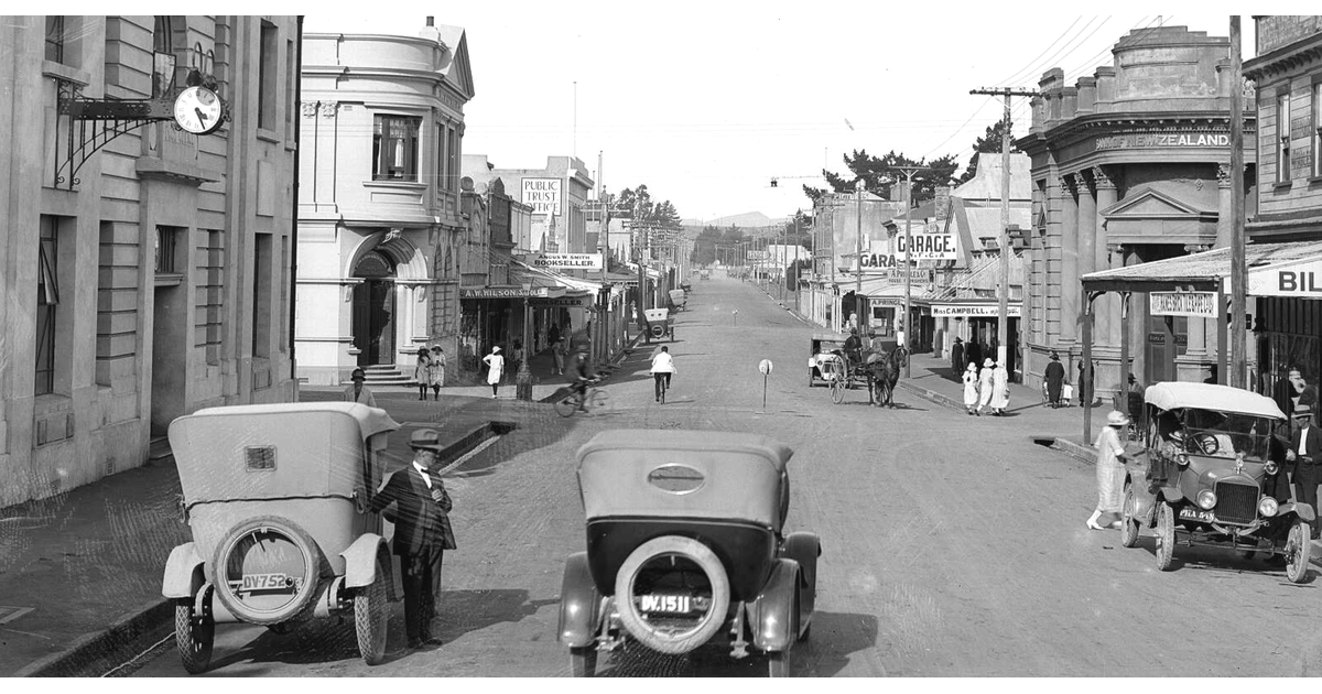 Historical Photos / Photography Historical MAD on New Zealand