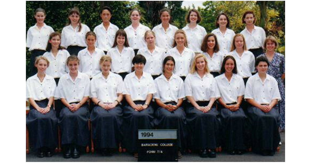 School Photo 1990's / Baradene College of the Sacred Heart Remuera