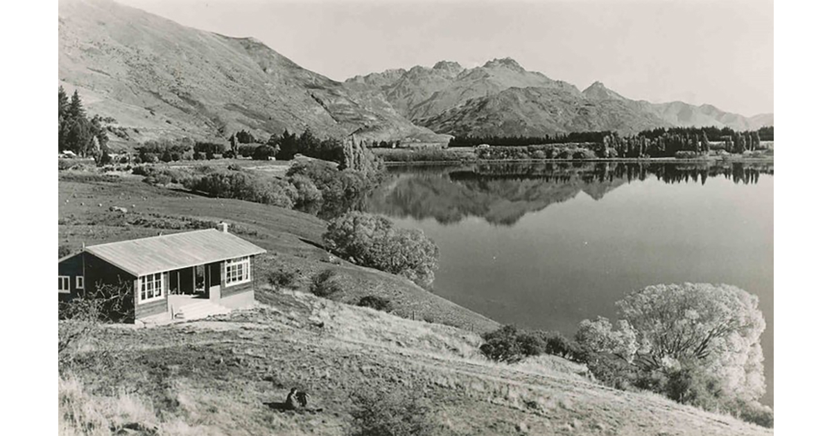 historical-photos-photography-historical-mad-on-new-zealand