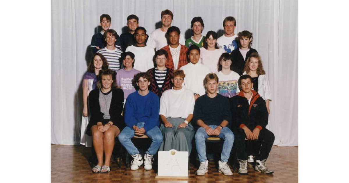School Photo - 1990's / Kaikorai Valley College - Dunedin | MAD on New ...
