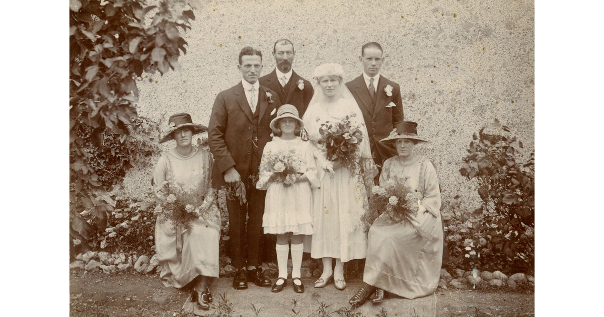 weddings-photography-historical-mad-on-new-zealand