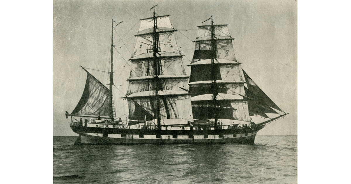 Ship / Photography Historical MAD on New Zealand