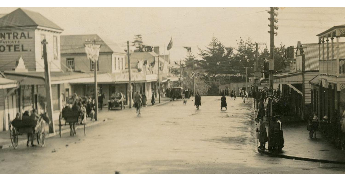 Auckland / Photography Historical MAD on New Zealand