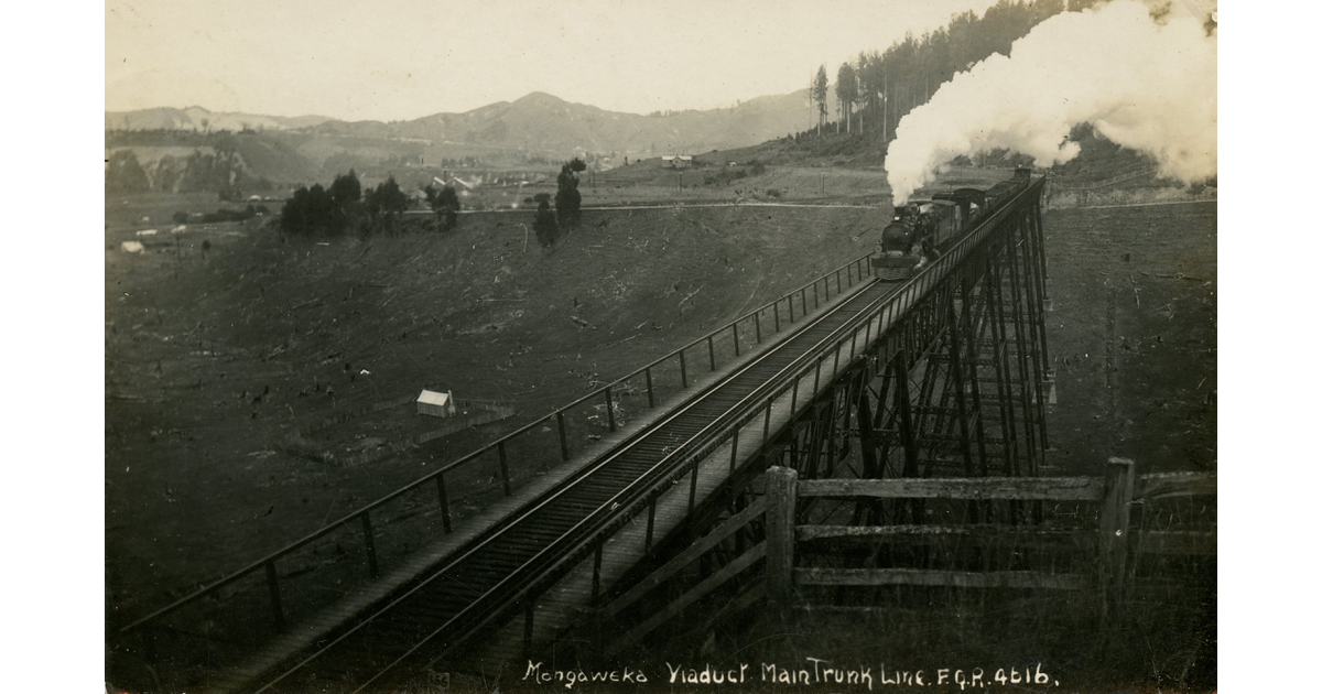 Railway / Photography Historical MAD on New Zealand