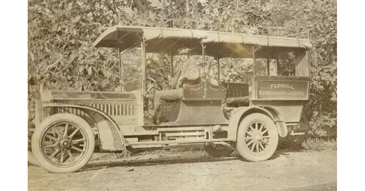 Bus Nostalgia / Photography Historical MAD on New Zealand