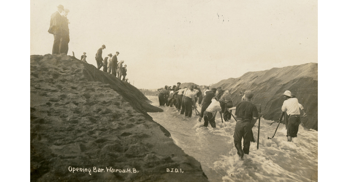 Hawke's Bay / Postcards Social History MAD on New Zealand