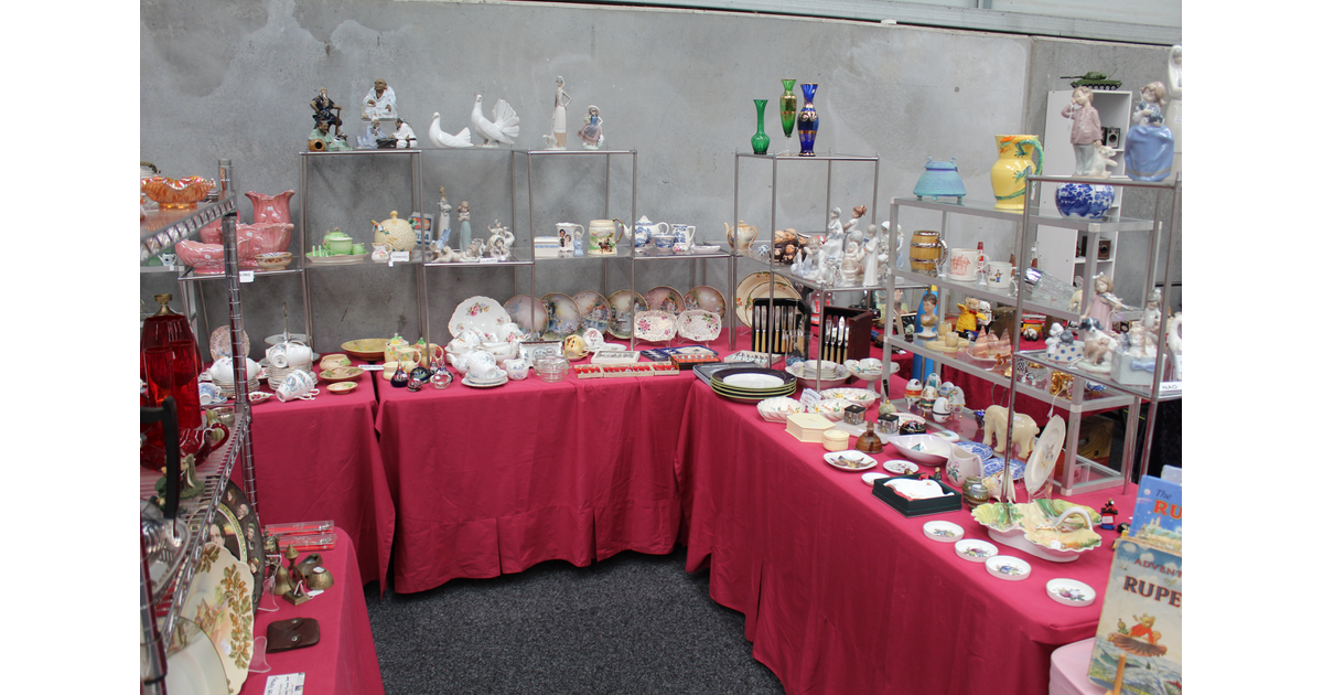 NZ Antique Bottle & Collectables Fair 2022 / Event - Photo | MAD on New ...