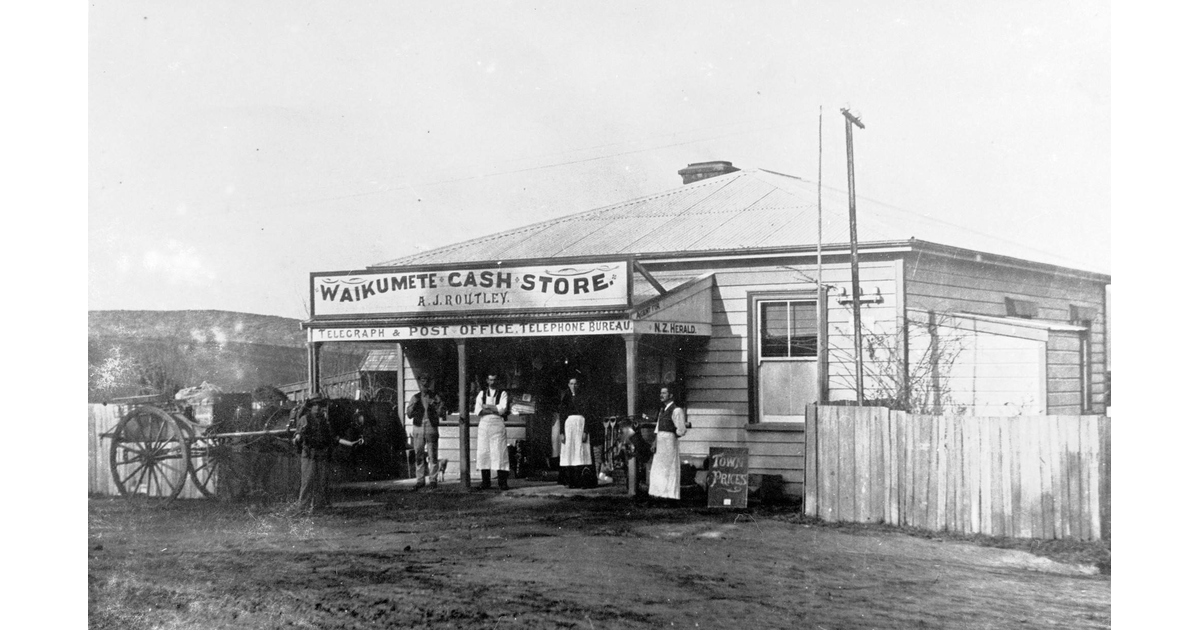 Historical Photos / Photography Historical MAD on New Zealand