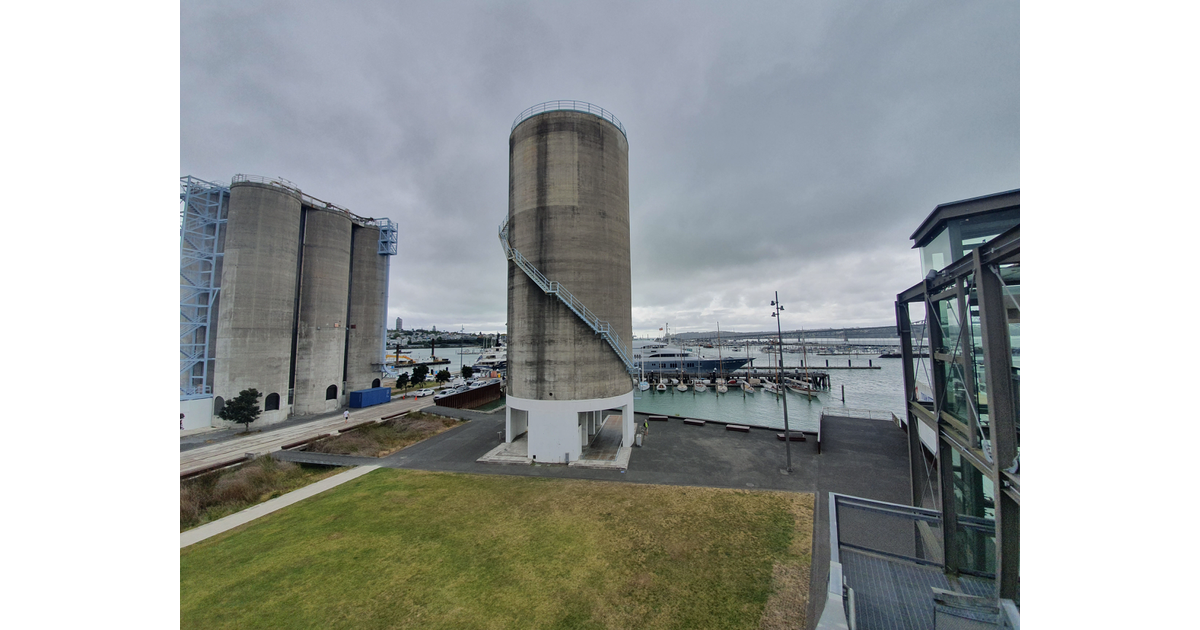 Seen Around Auckland / The Viaduct MAD on New Zealand