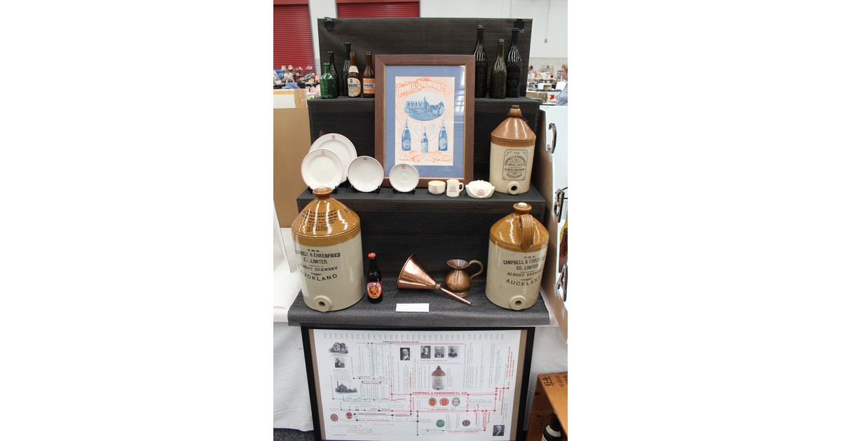 NZ Antique Bottle & Collectables Fair 2022 / Event Photo MAD on New