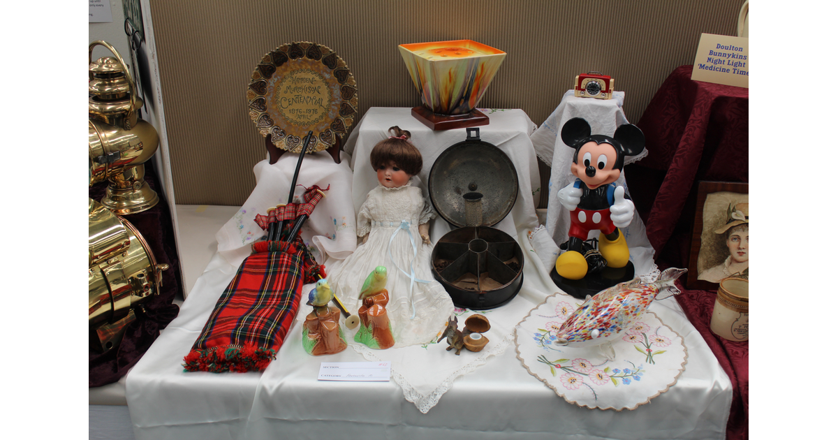 NZ Antique Bottle & Collectables Fair 2022 / Event - Photo | MAD on New ...