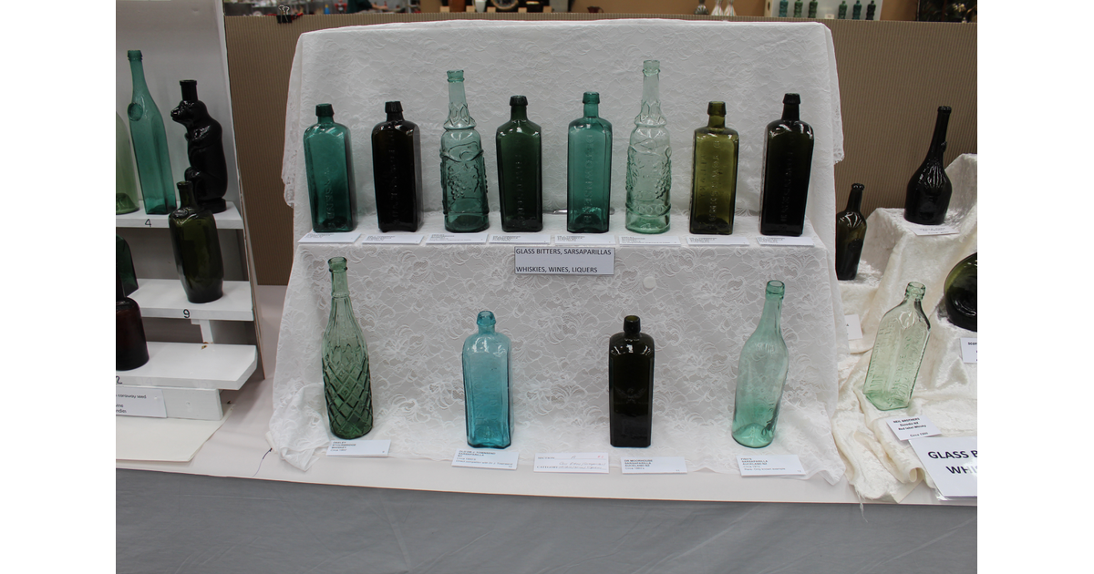 NZ Antique Bottle & Collectables Fair 2022 / Event Photo MAD on New